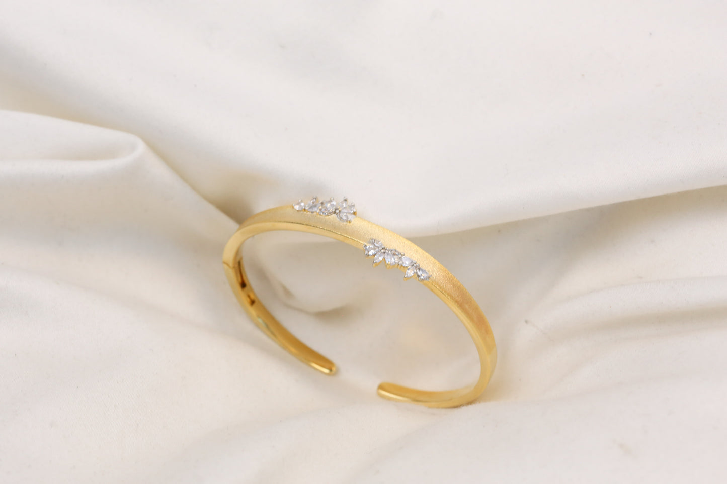 Openable Nano CZ  Bracelet - ABJ-B101-19