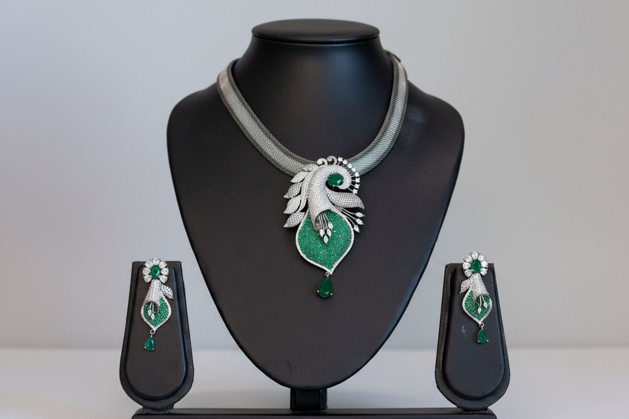 Victorian Black Polish & Micro CZ Necklace Set - Green