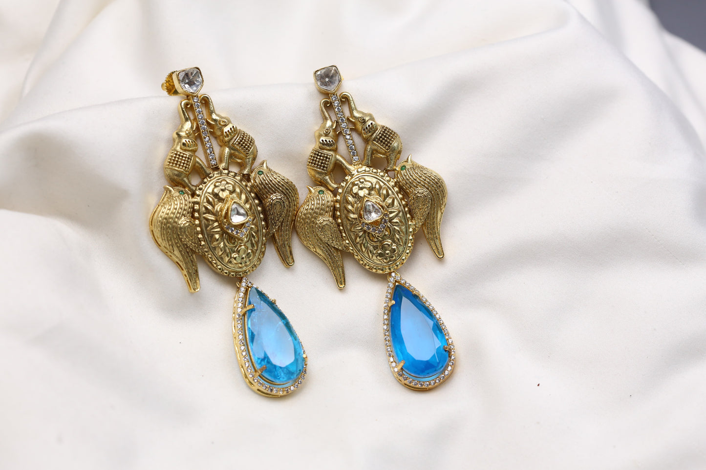 Matt Gold Designer Kundan Doublet Earrings - Aqua