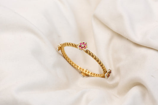 Handmade Jadau Bangle Bracelet (2.4 Openable) - Style 1