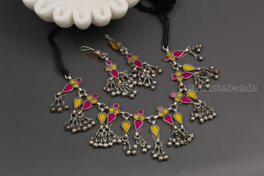 Aaina Real Glass Necklace Set - Yellow Pink