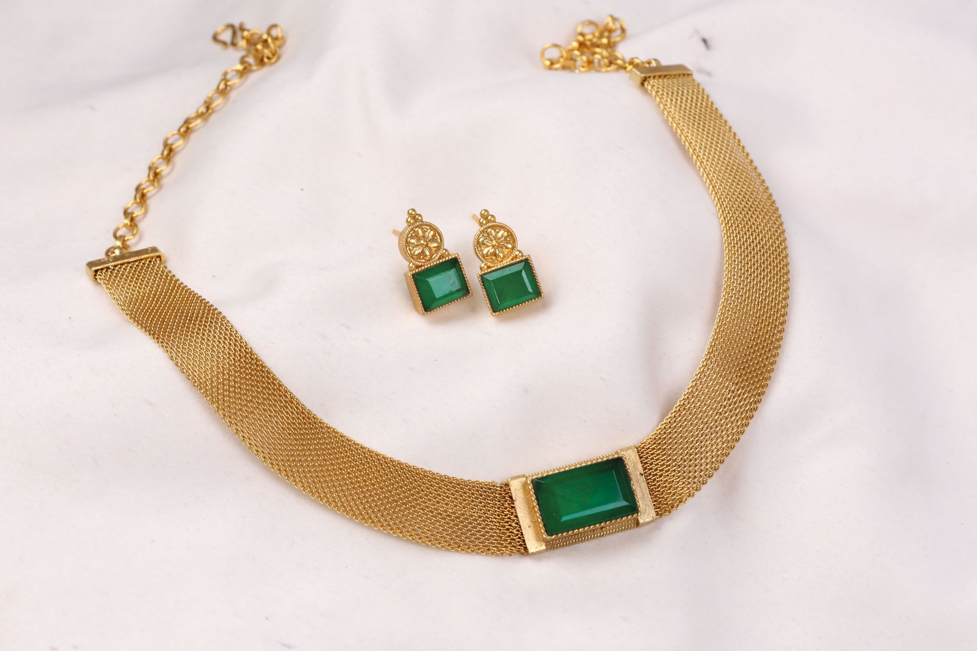 Dainty Doublet Choker Set - Emerald Green