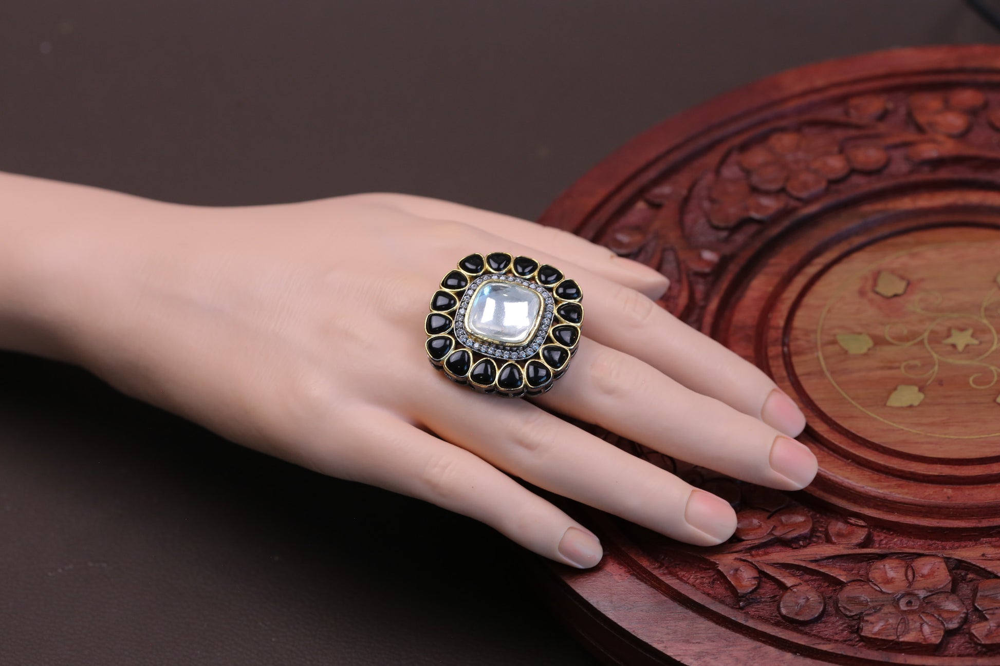 Premium Pota & Kundan Polki Ring - Black