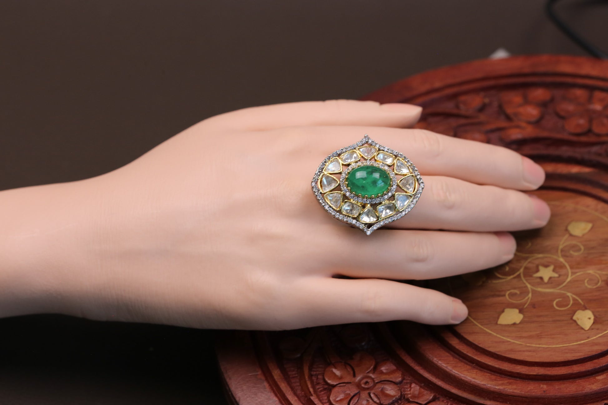 Sira Pota Doublet & Polki Ring - Green