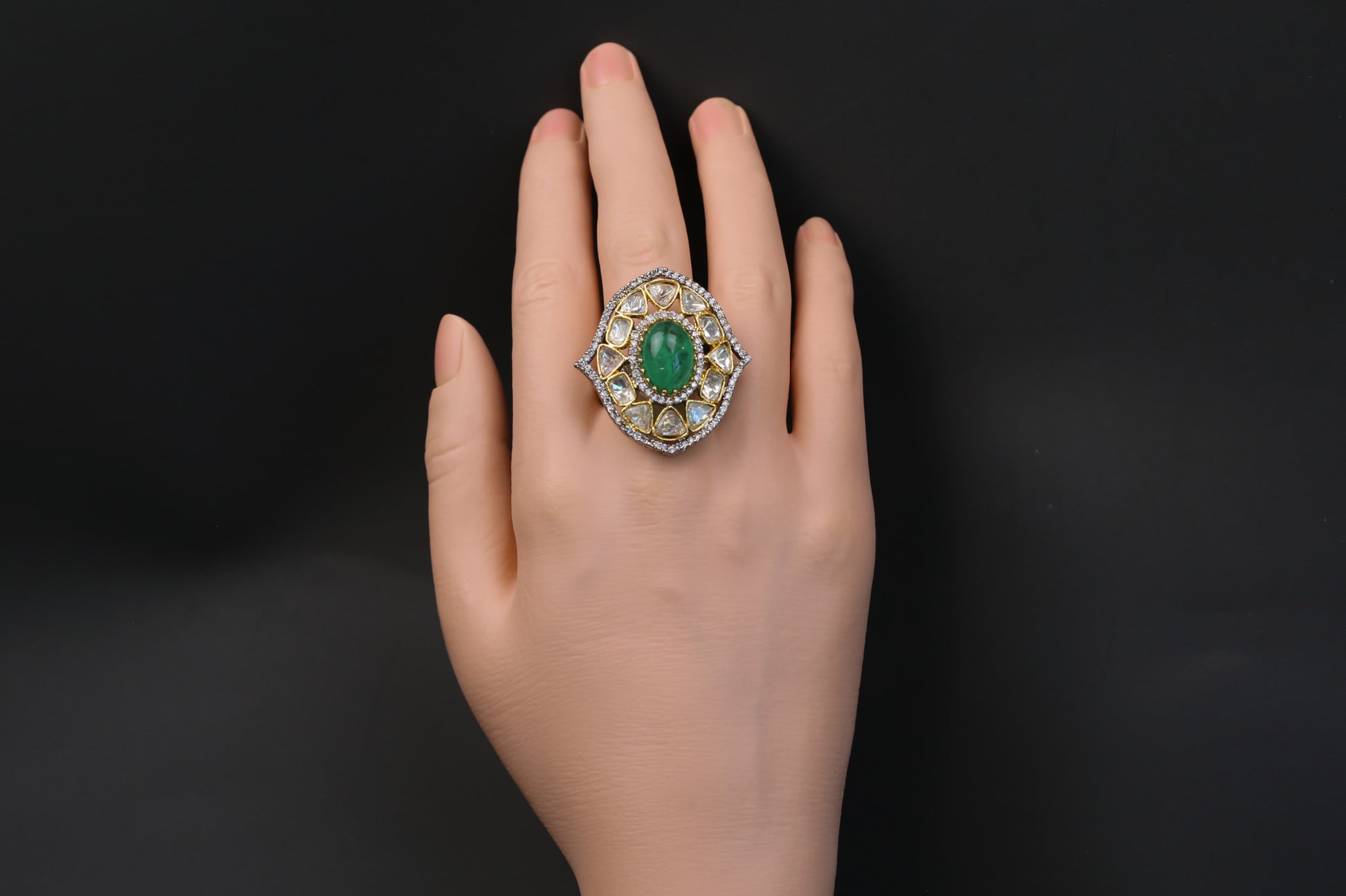 Sira Pota Doublet & Polki Ring - Green