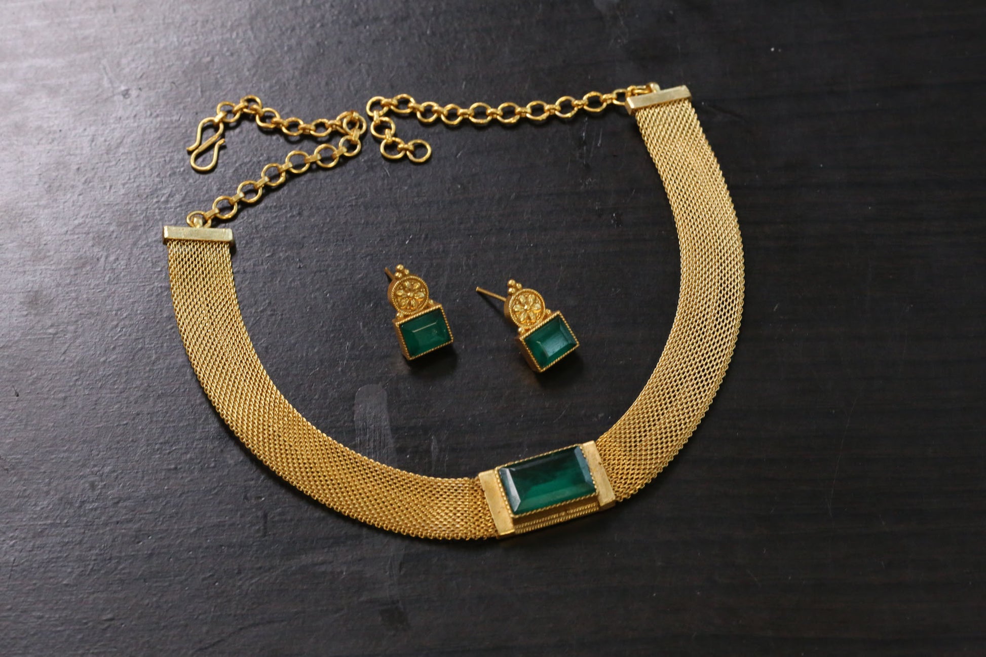 Dainty Doublet Choker Set - Emerald Green