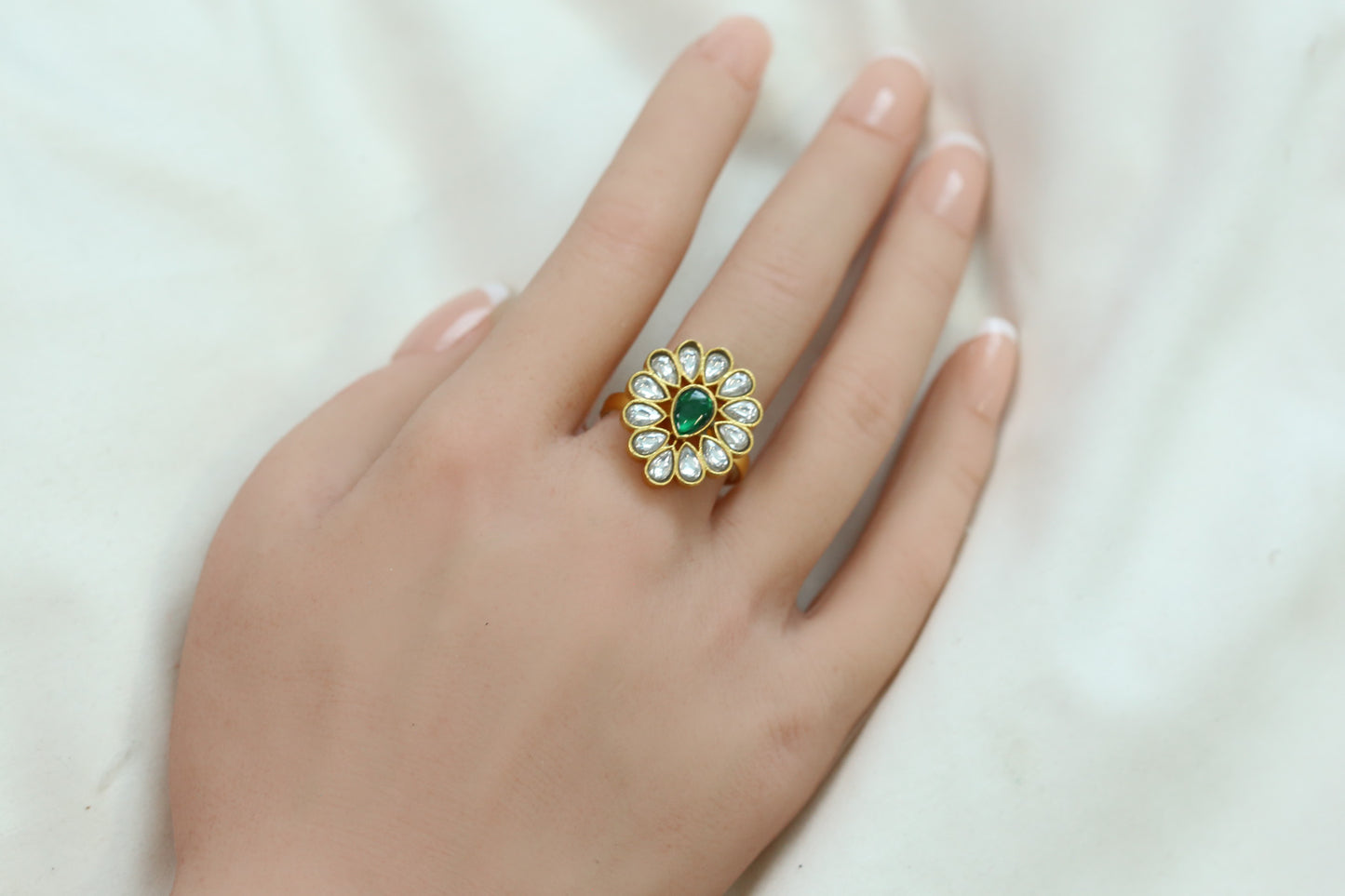 Laya Clear Kundan Ring