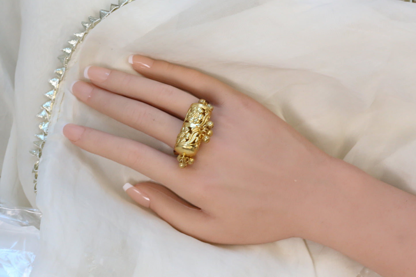 Tabeez Adjustable Ring