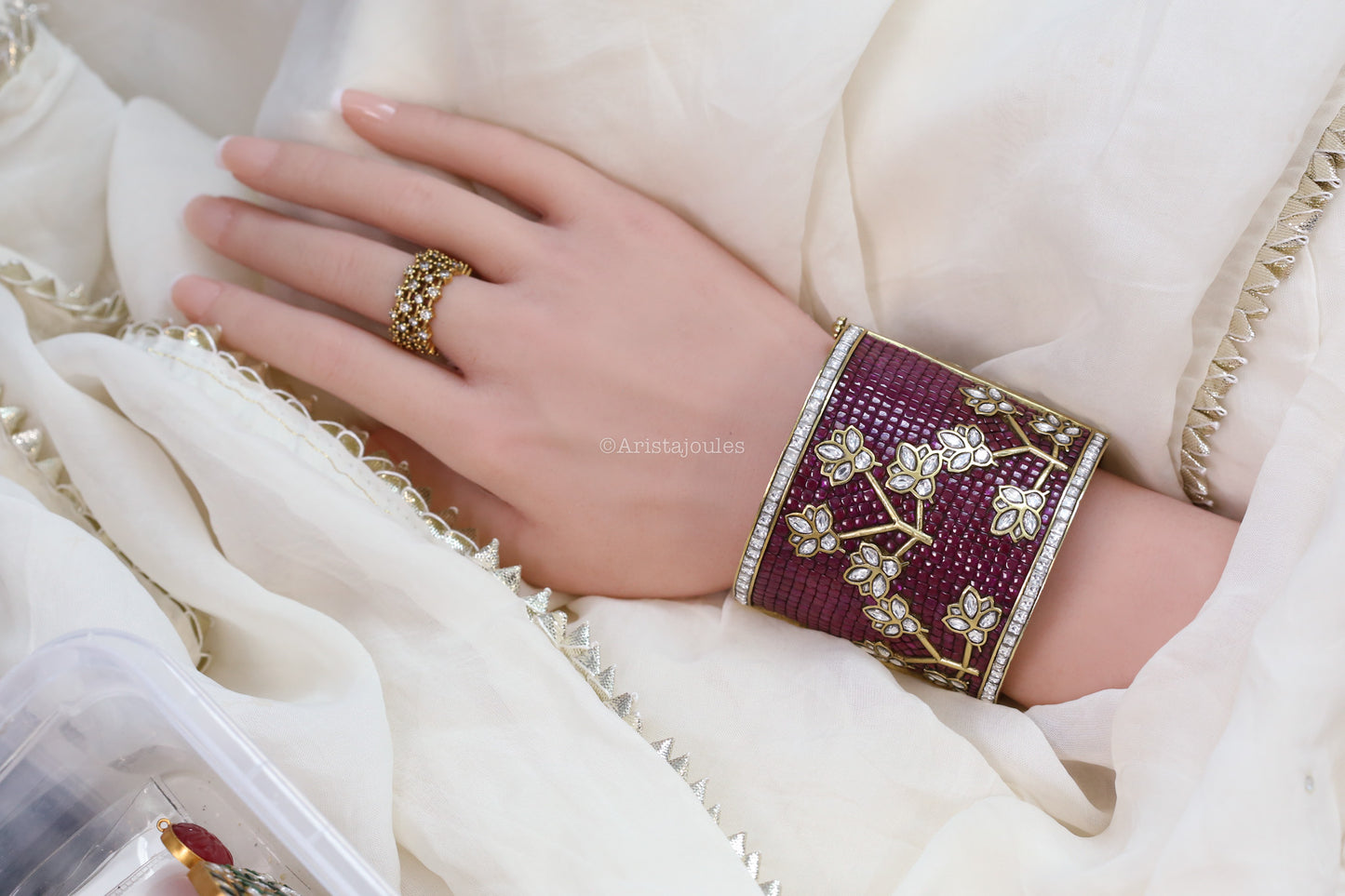 Maharani Designer Jadau Kundan Bangle (Openable)
