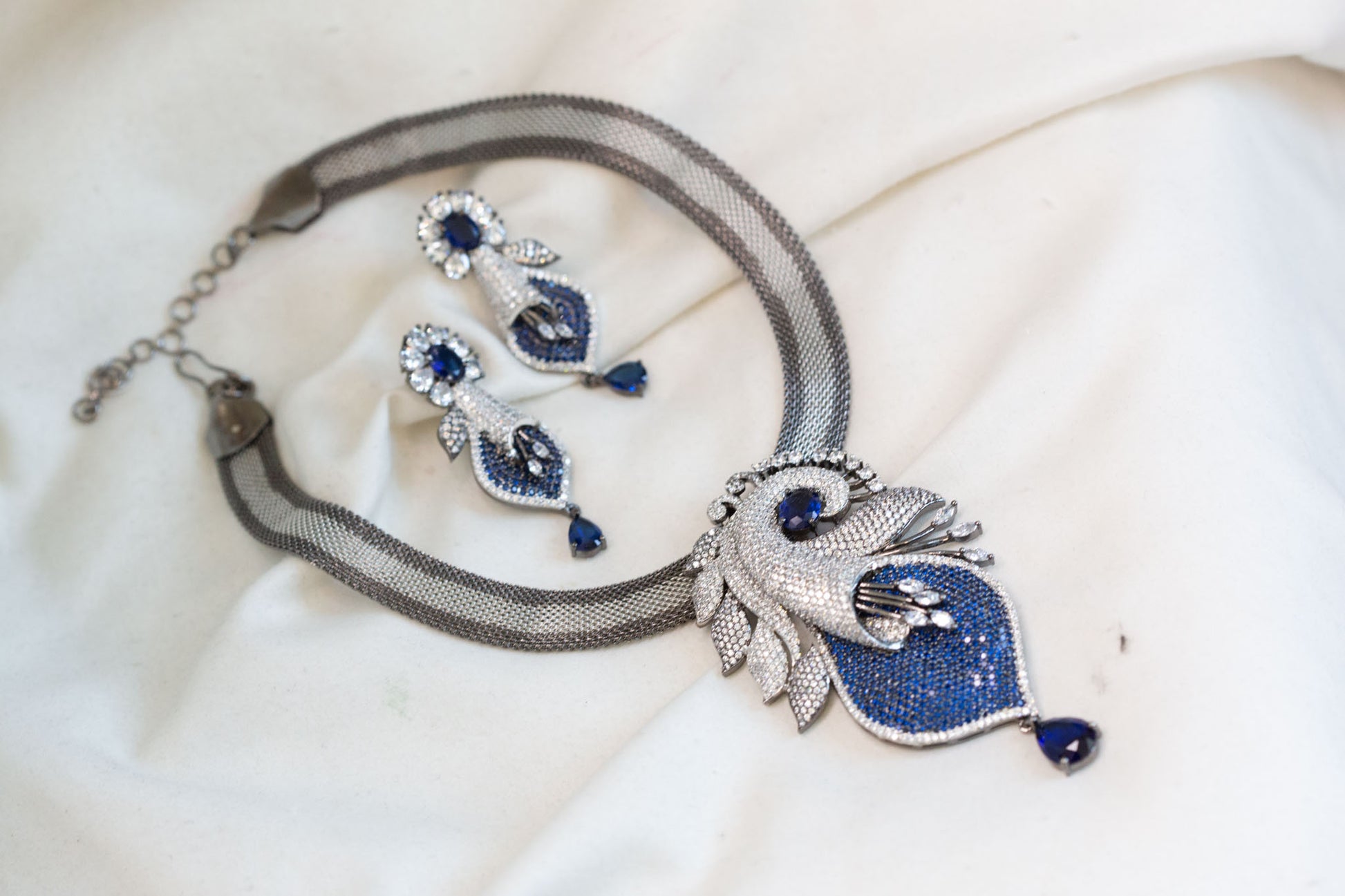 Victorian Black Polish & Micro CZ Necklace Set - Blue