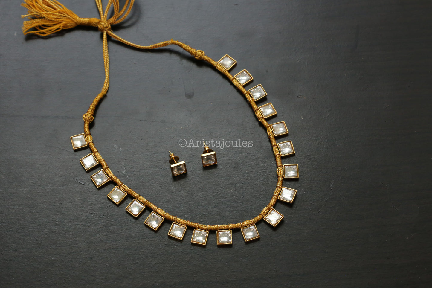 Dainty Faceted Jadau Kundan Polki Necklace Set