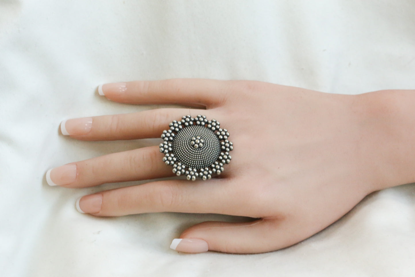 Oxidized Round Adjustable Ring