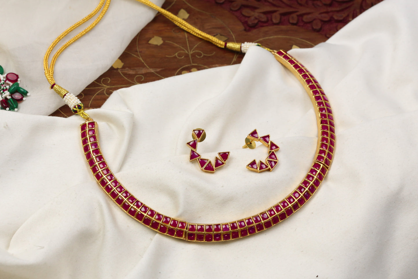 Rupa Kundan Jadau Hasli Necklace Set