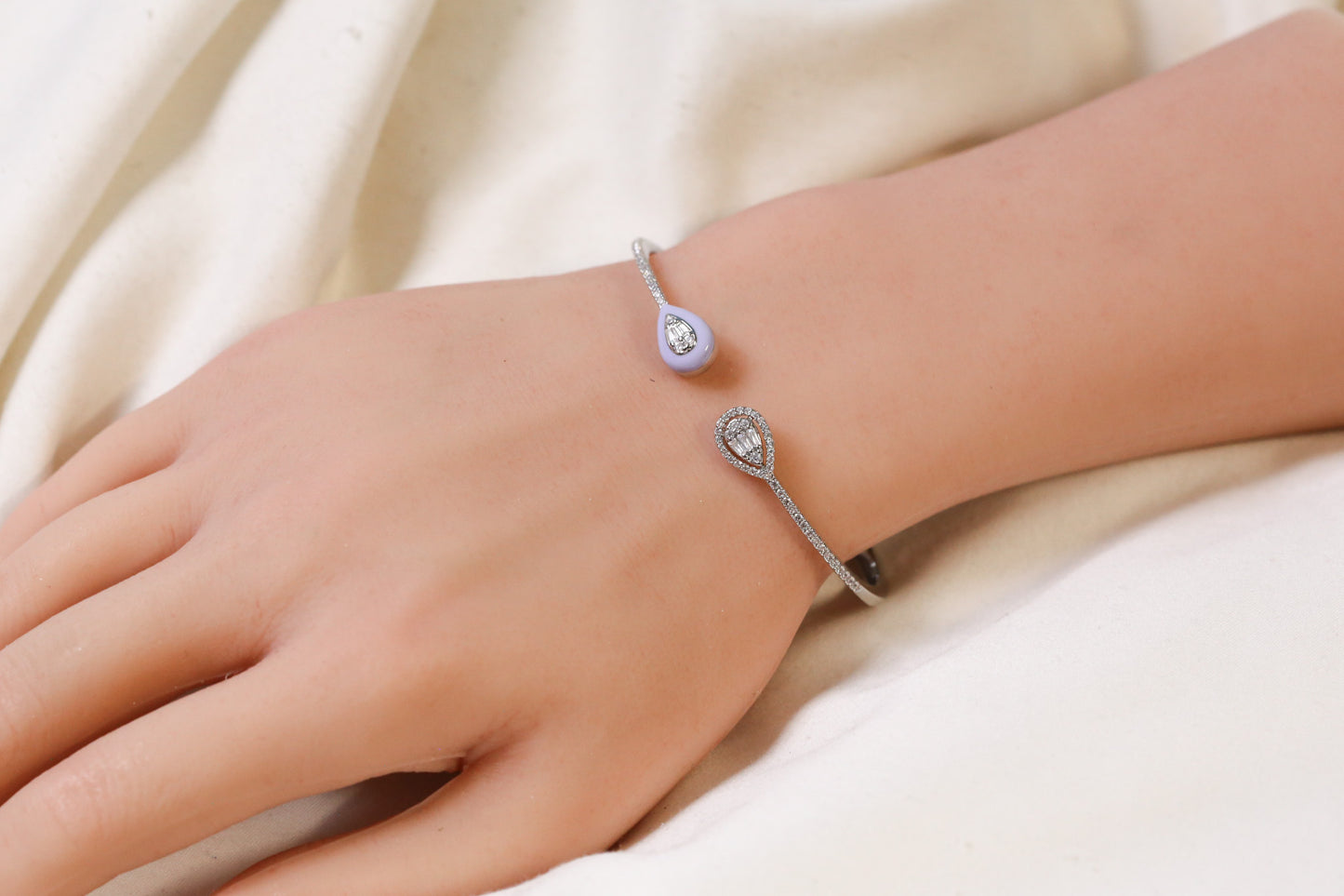 Som Openable Micro CZ Silver Bracelet-Purple