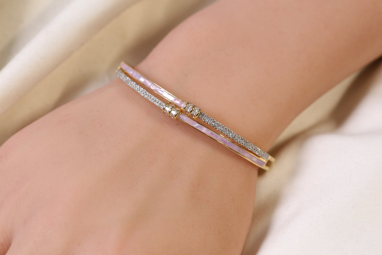 MOP Openable Micro CZ Bracelet- Pink