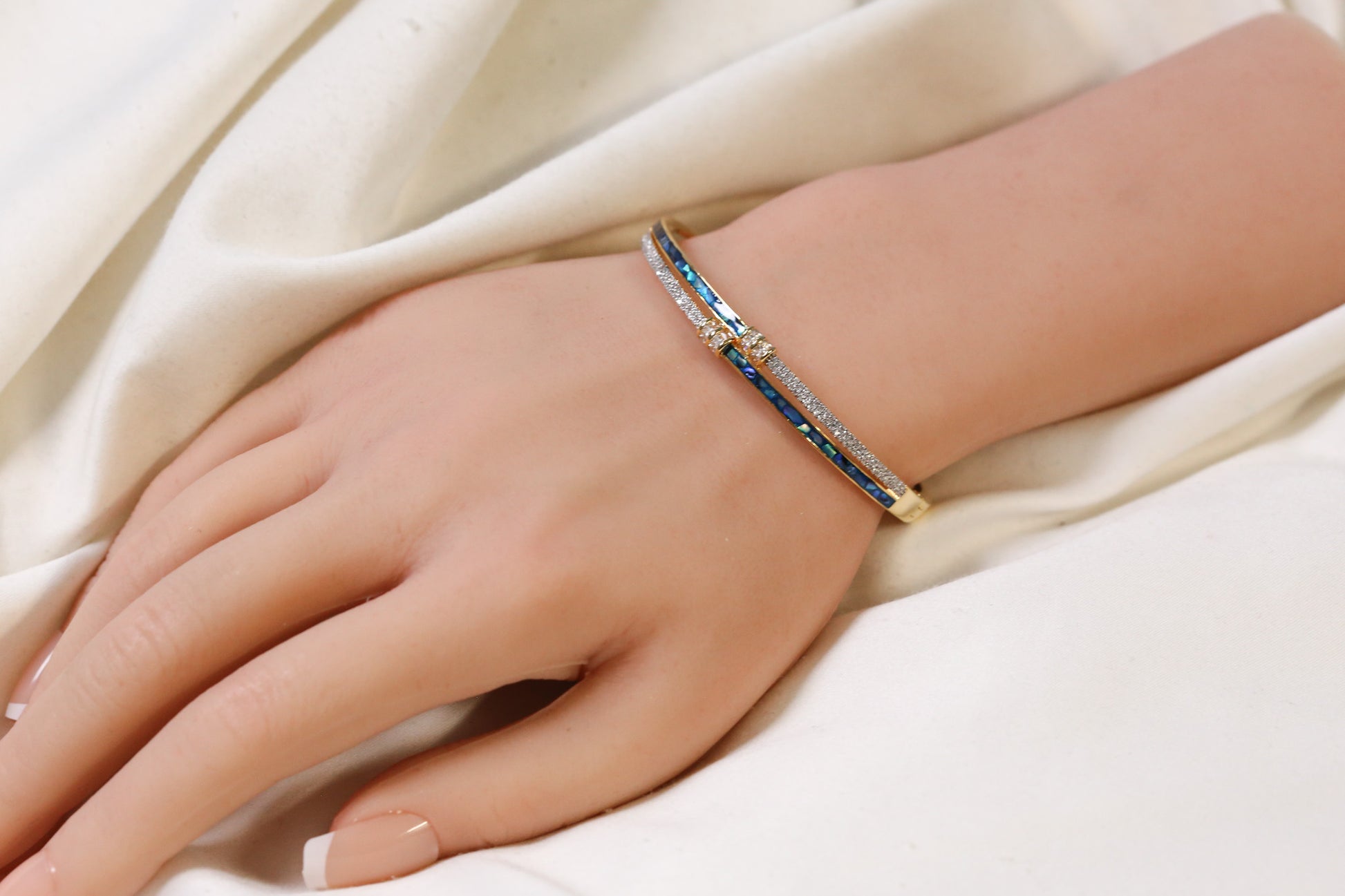 MOP Openable Micro CZ Bracelet- Blue