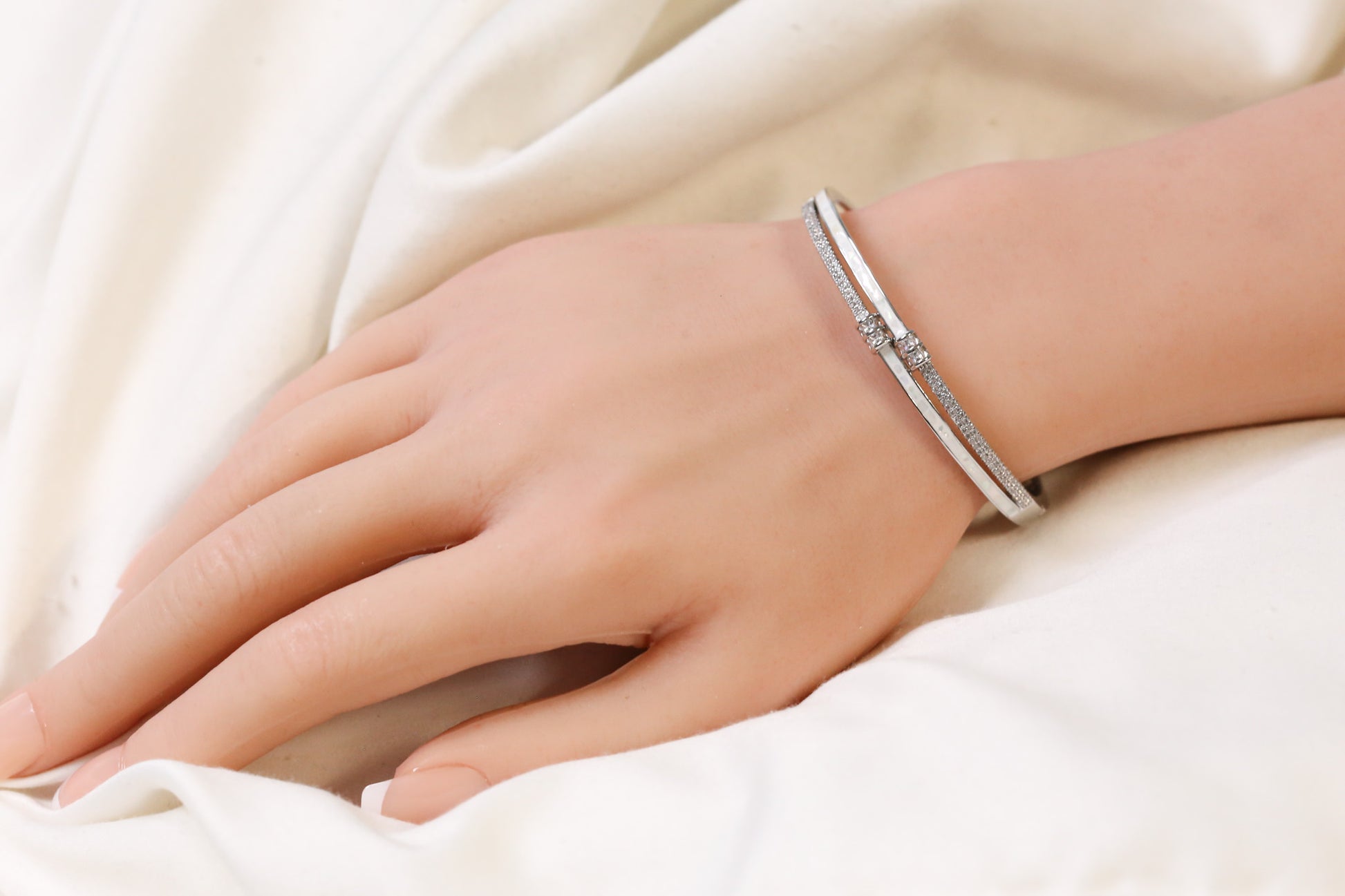 MOP Openable Micro CZ Bracelet- Silver &  Ivory