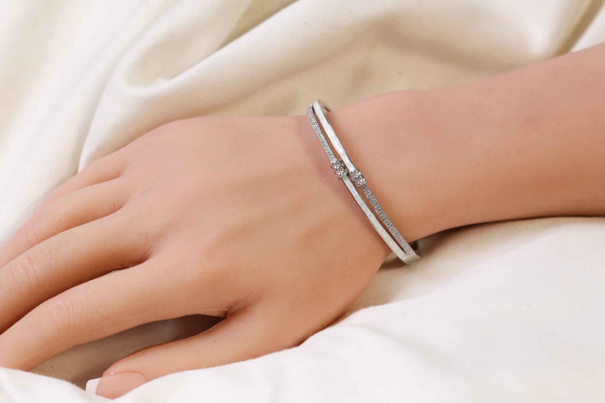 MOP Openable Micro CZ Bracelet- Silver &  Ivory