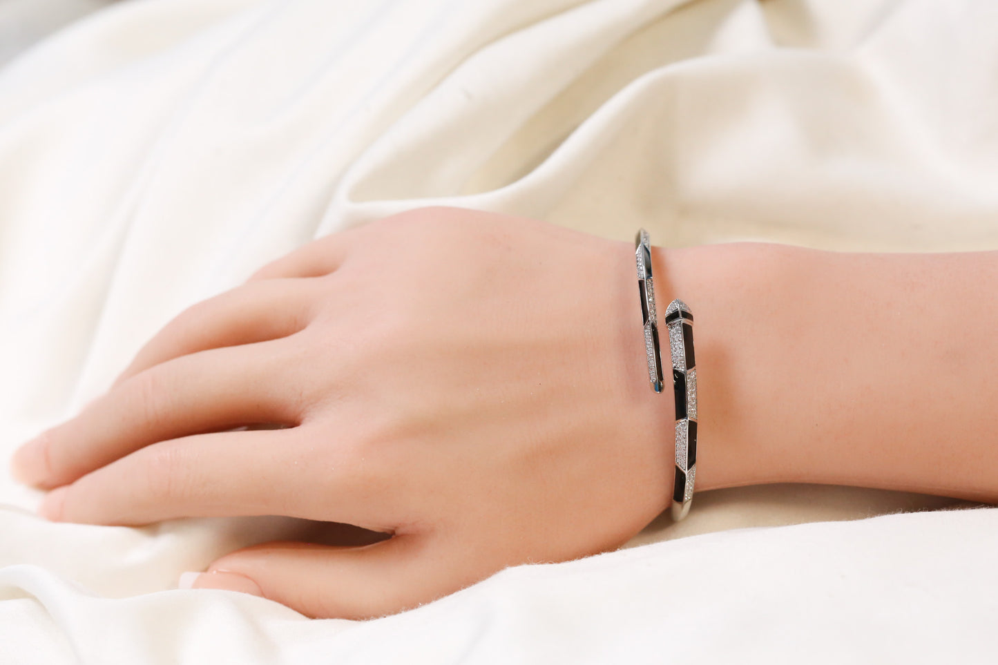 Rita Openable Micro CZ Bracelet- Silver & Black