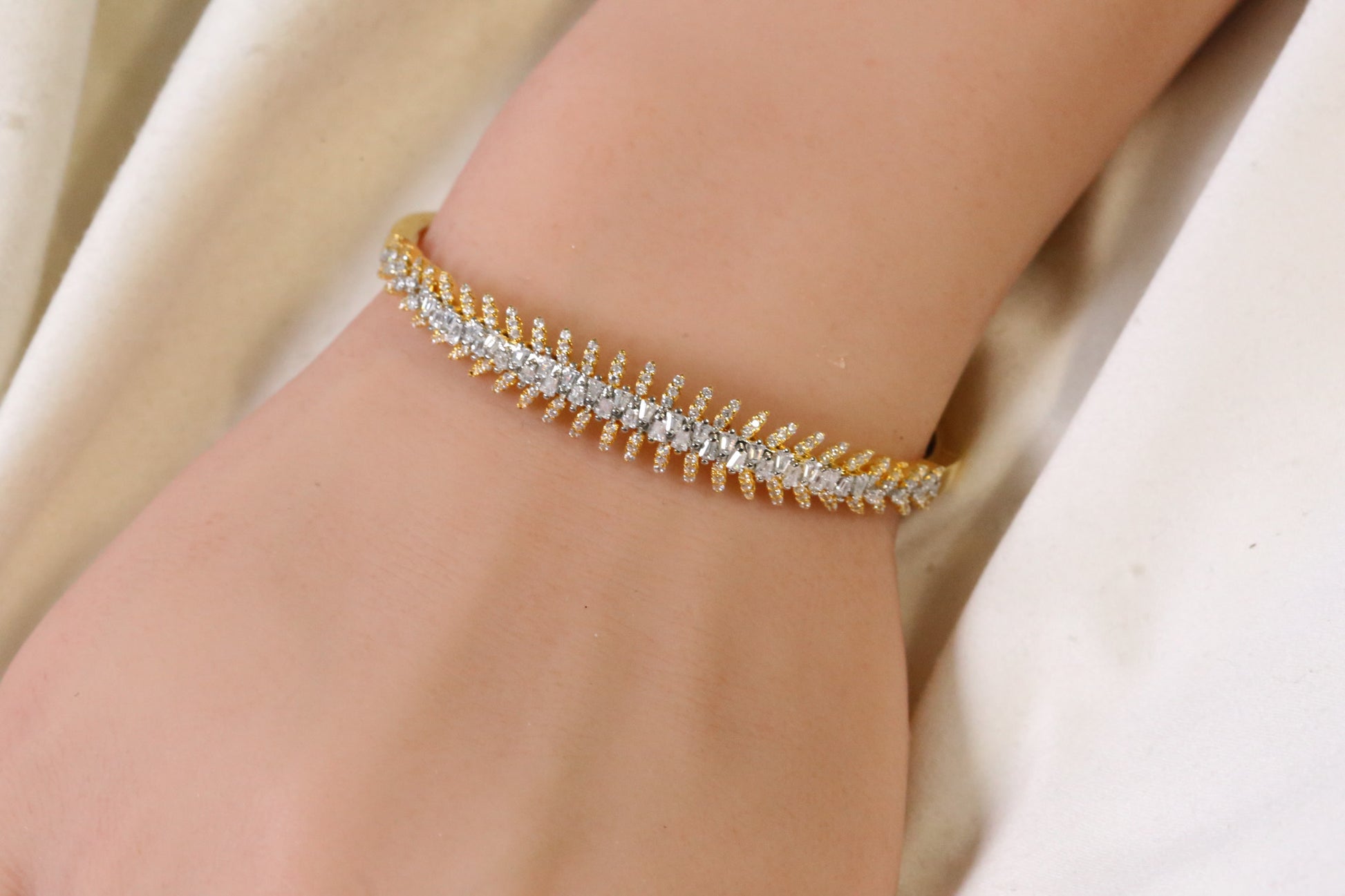 Jenny Openable Micro CZ Bracelet- Gold