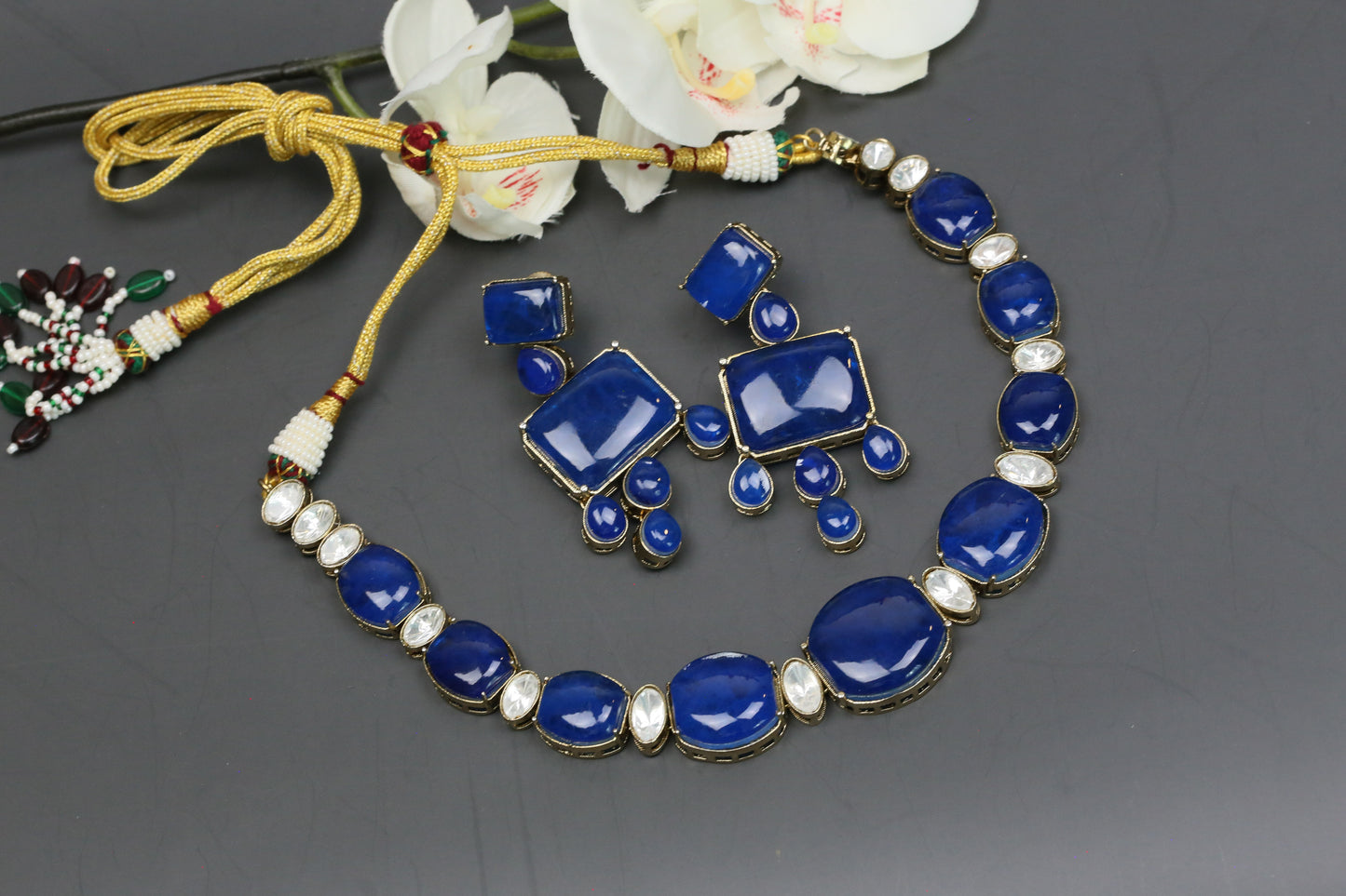 Pota Doublet & Uncut Kundan Necklace Set - Blue