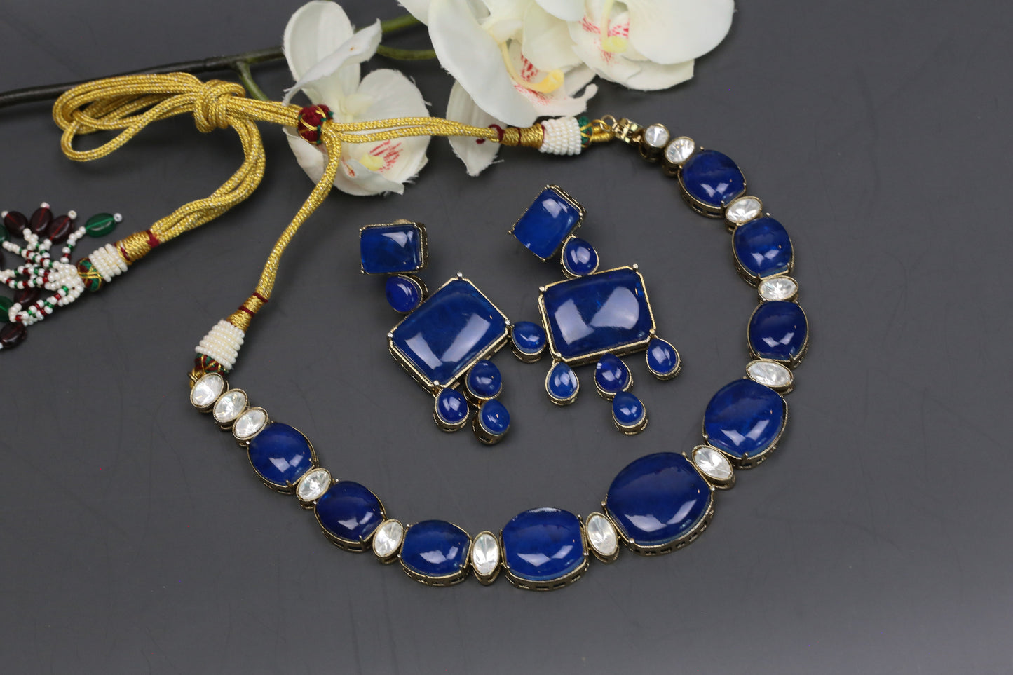 Pota Doublet & Uncut Kundan Necklace Set - Blue