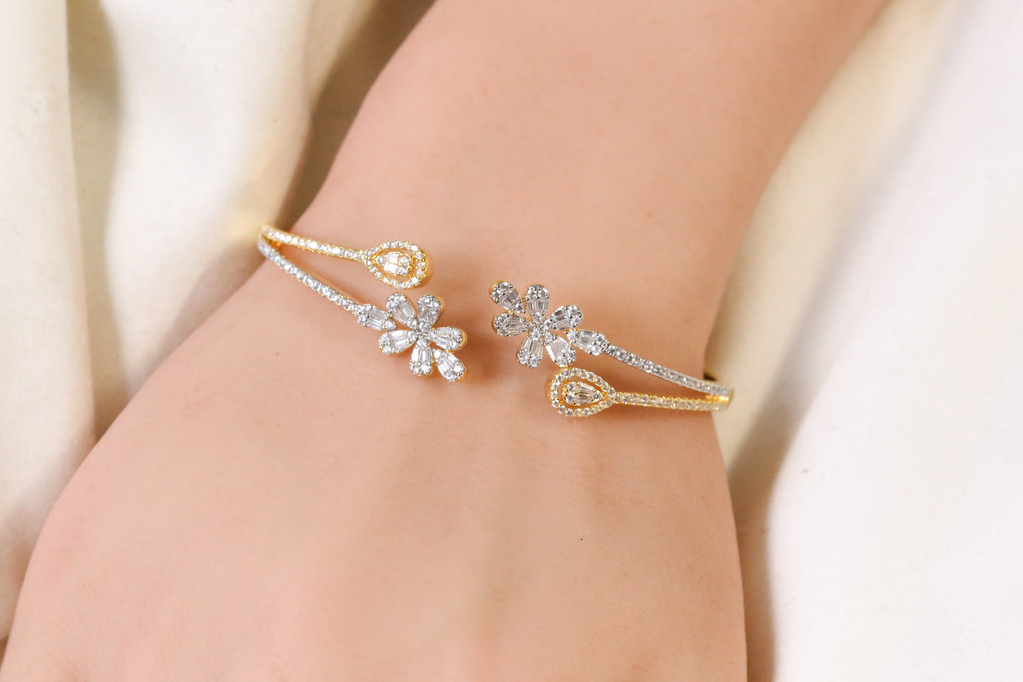 Sura Openable Micro CZ Bracelet- Gold