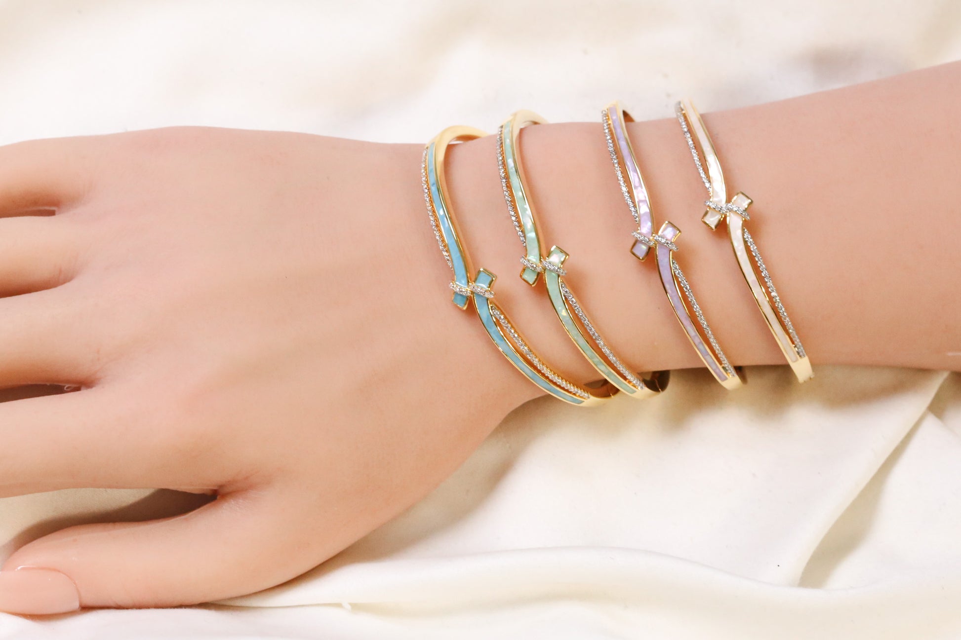 Saaz Openable Micro CZ Bracelet- Gold