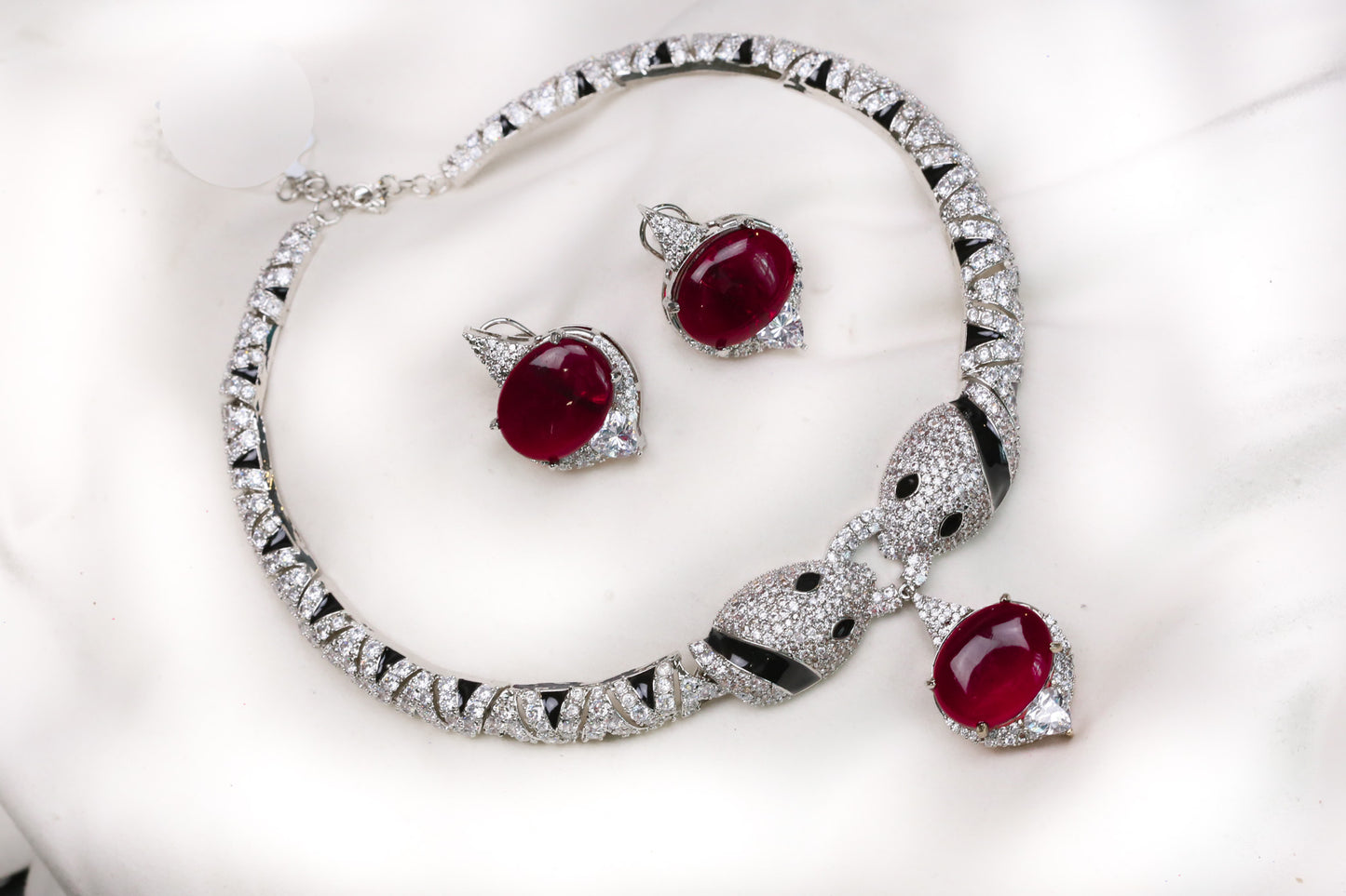 Designer Pota Doublet Choker Set