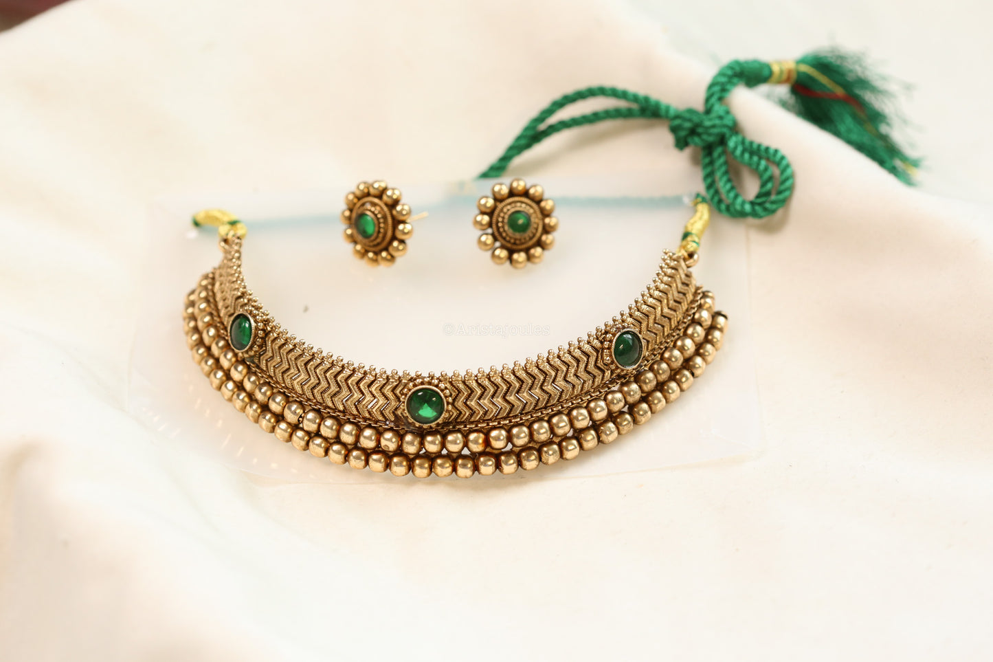 Karnika Antique Gold Thusi Necklace Set - Green