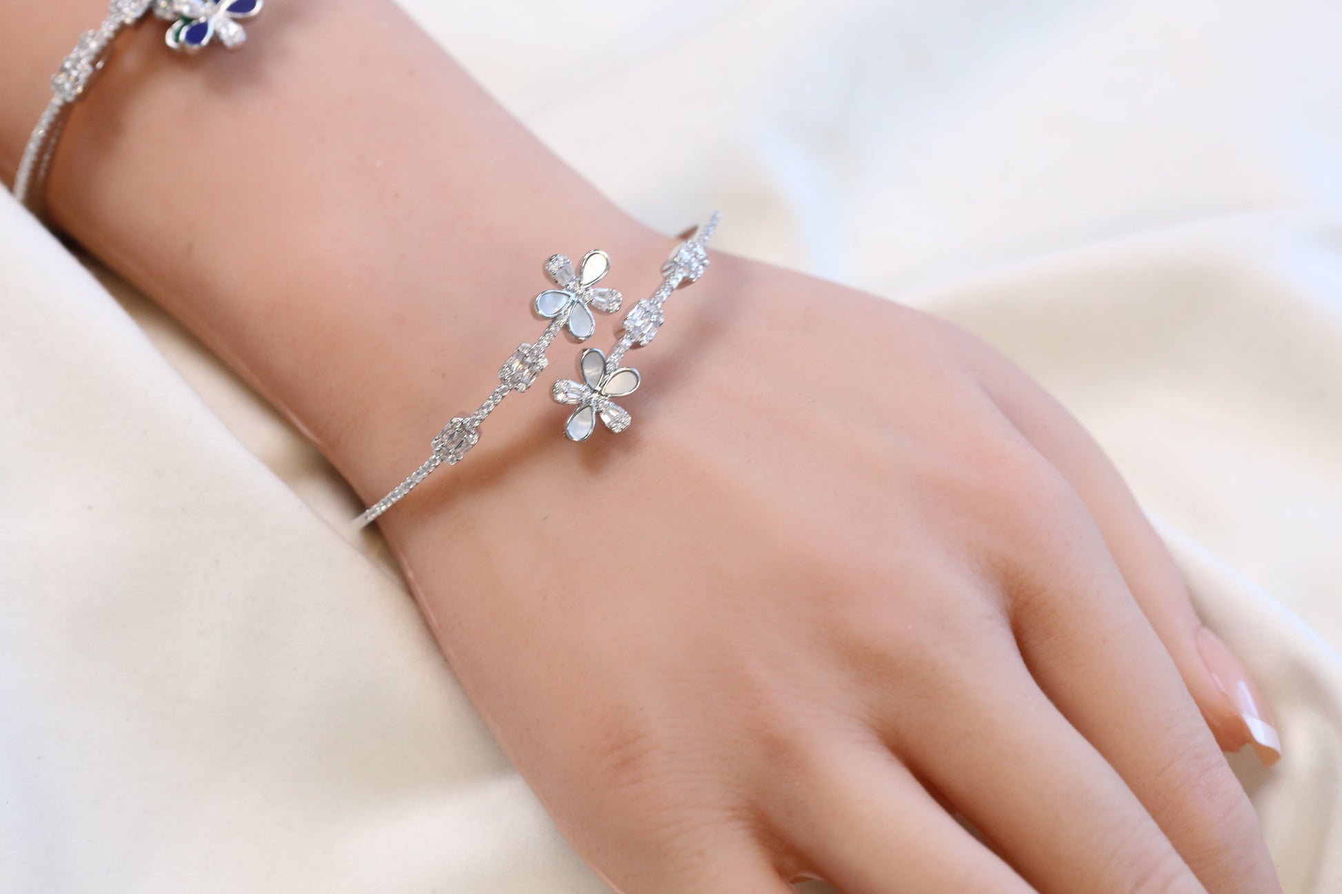 Kiara Openable Micro CZ Bracelet- Silver