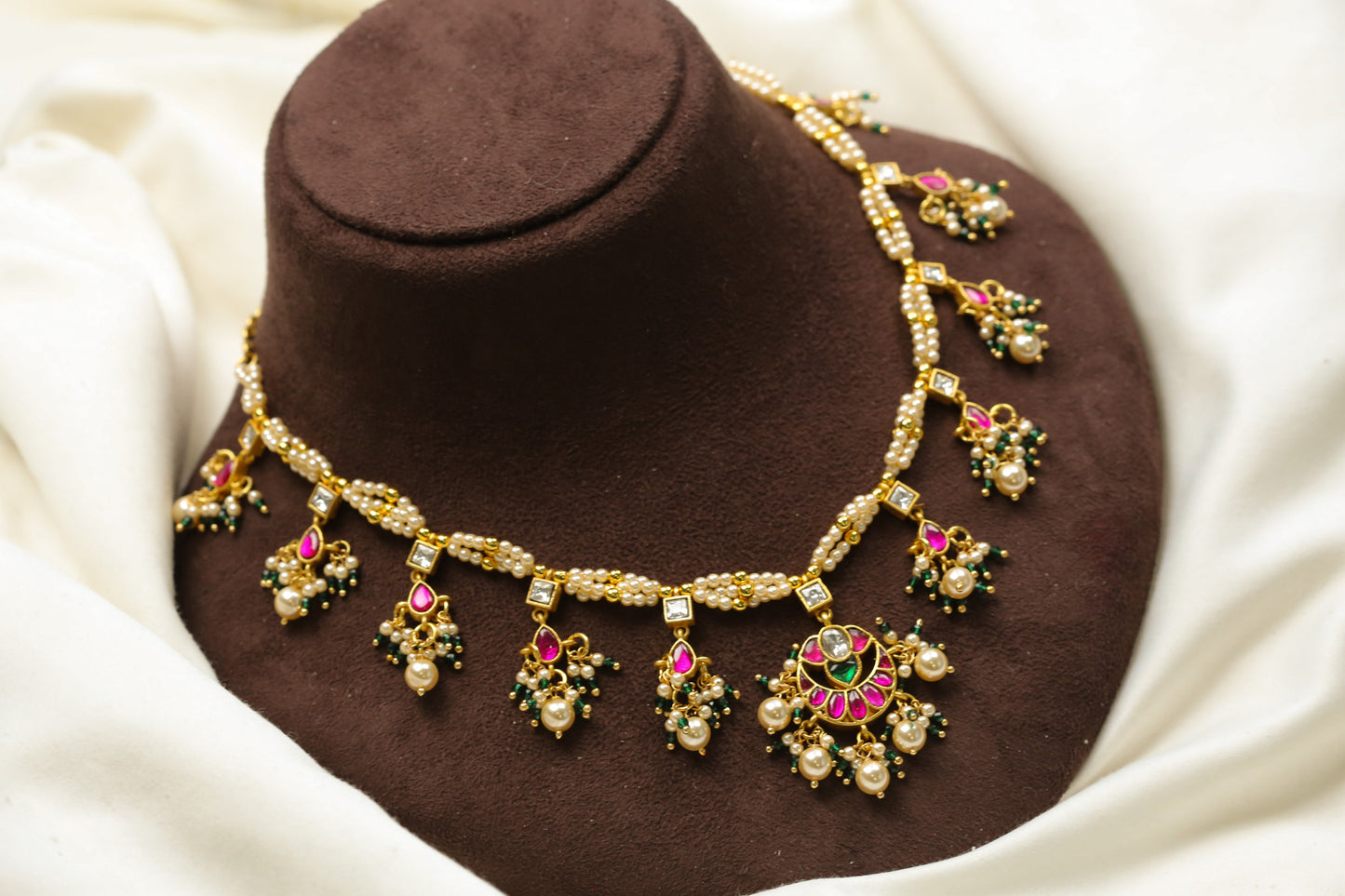 Dainty Jadau Kundan Necklace