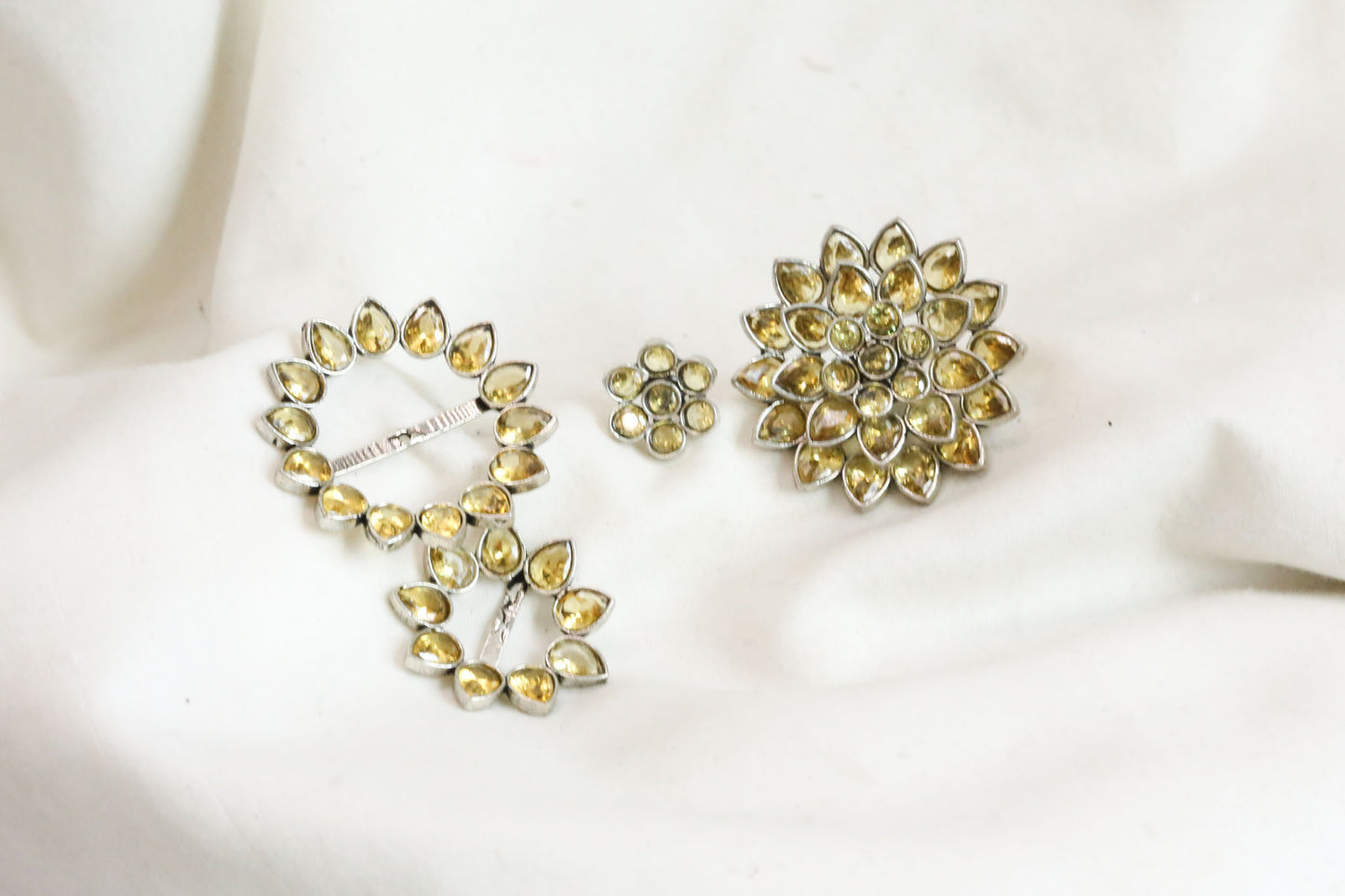 3-In-1 Oversized Oxidized Studs- Yellow