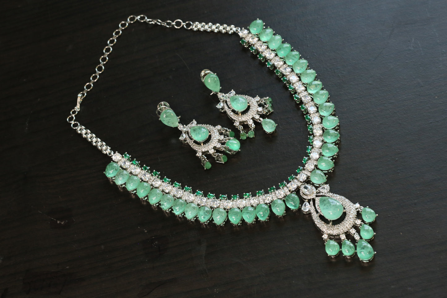 Nargis Premium Doublet Necklace Set