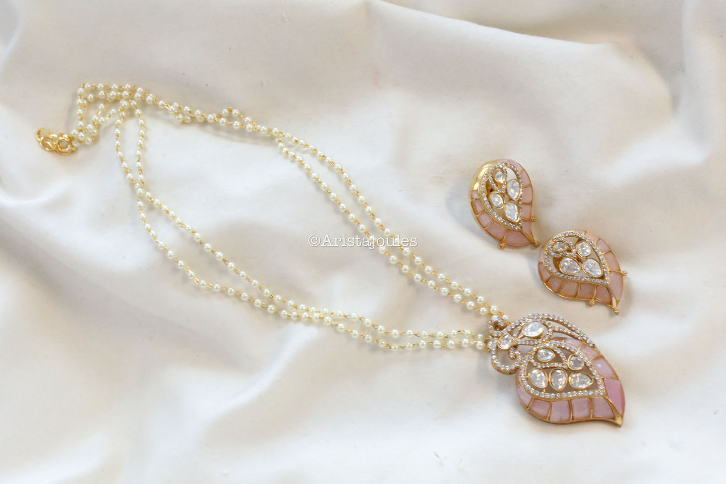 Takkar Kundan & Polki Pendant Set - Blush Pink