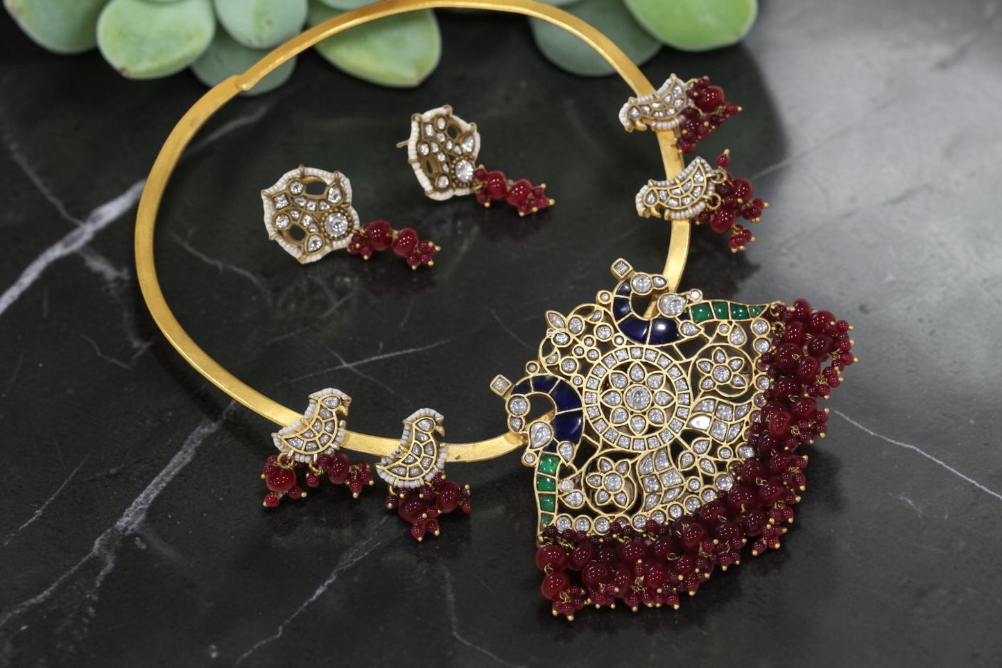 Swati Vintage Gold Jadau Hasli Necklace Set