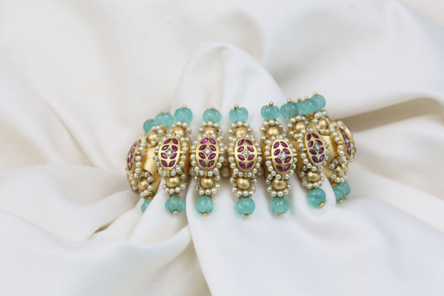 Suhana Designer Jadau Kundan Bracelet (2.4)