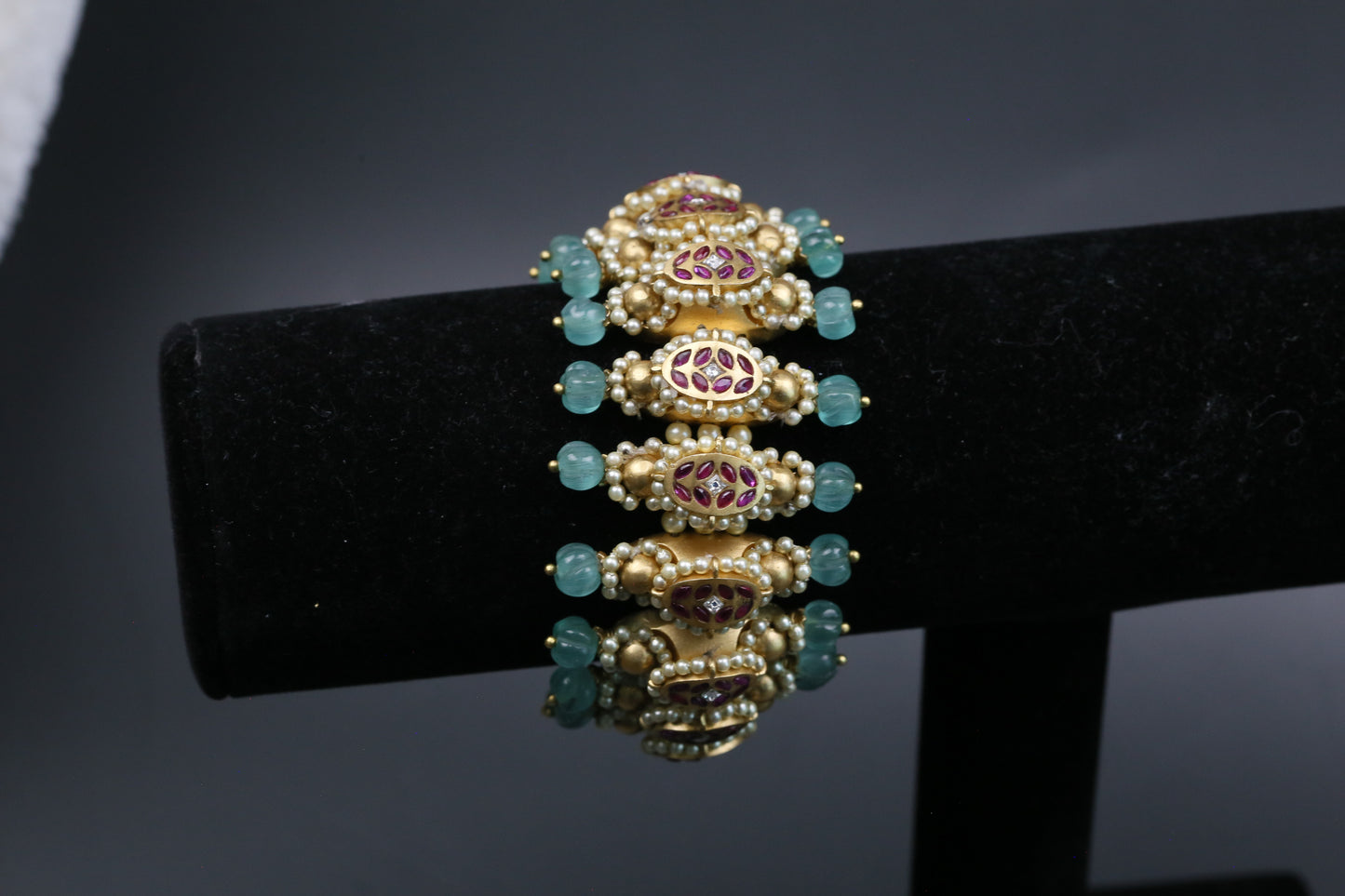 Suhana Designer Jadau Kundan Bracelet (2.4)