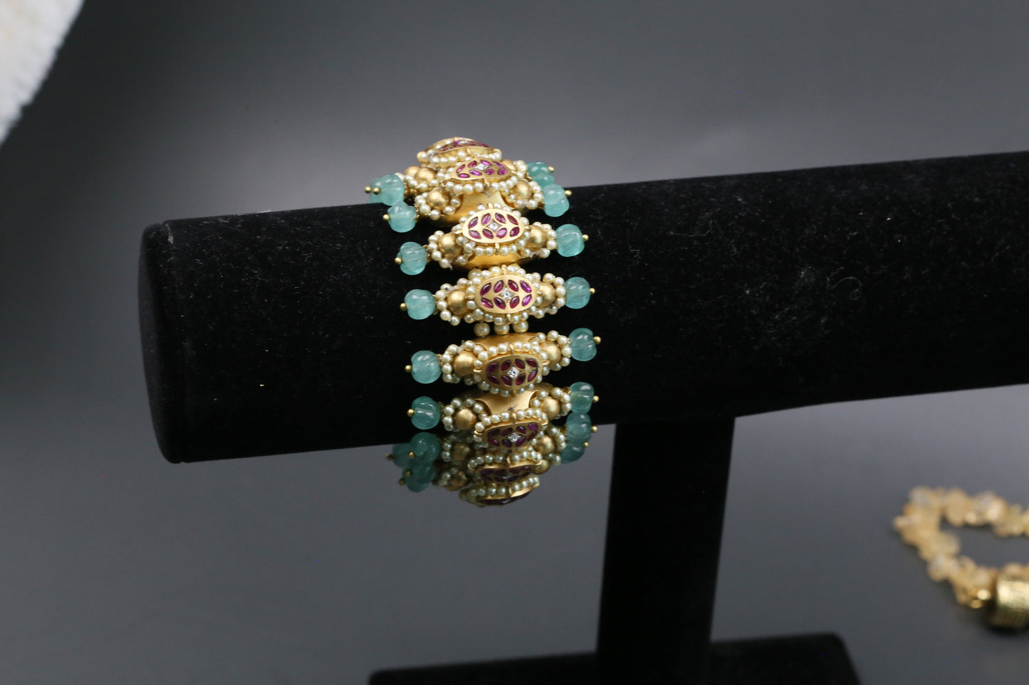 Suhana Designer Jadau Kundan Bracelet (2.4)