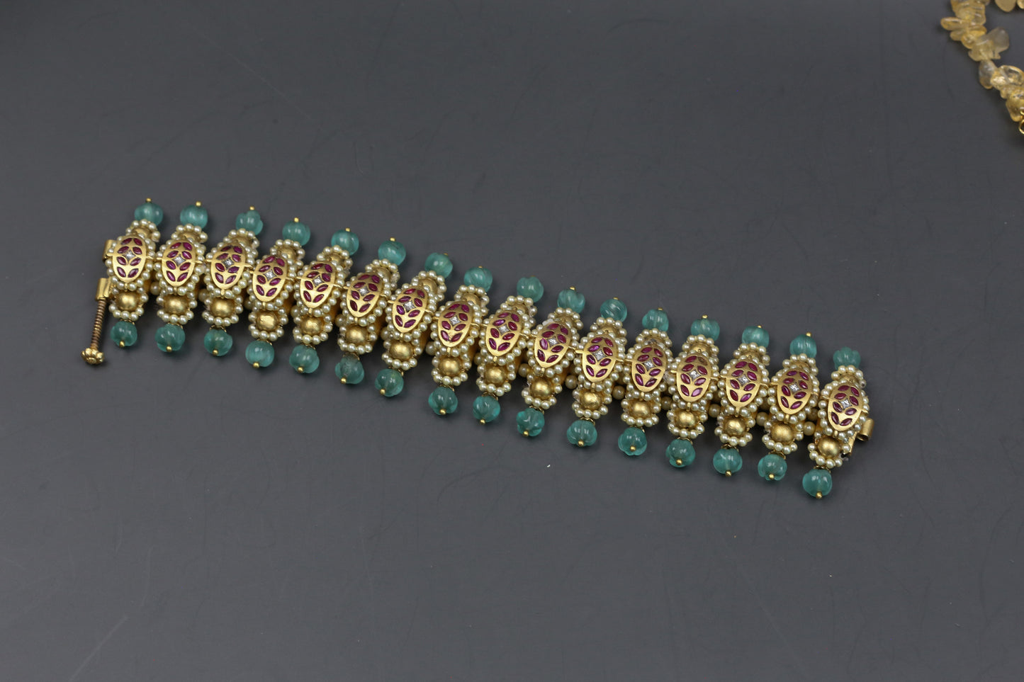 Suhana Designer Jadau Kundan Bracelet (2.4)
