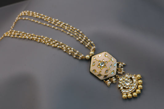 Contemporary Meena Pachi Kundan Necklace Set - Pink