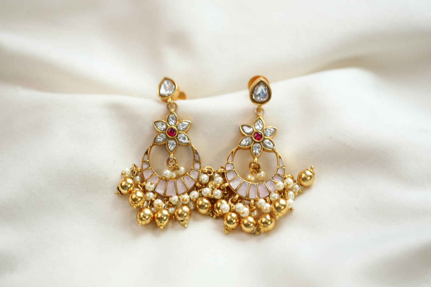 Saranya Jadau Takkar Kundan Chandbaali -Blush Pink