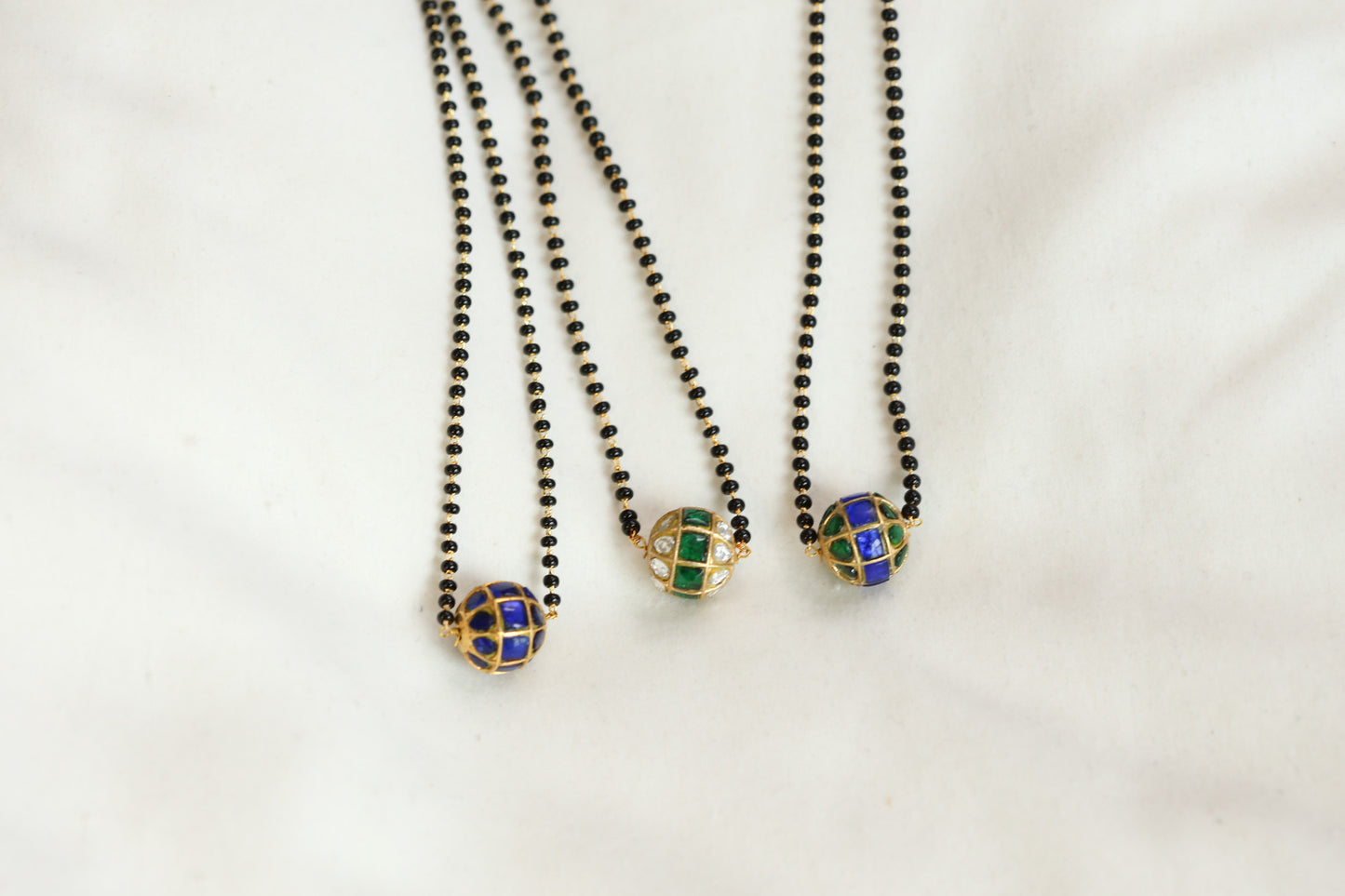 Jadau Ball Black Bead Necklace