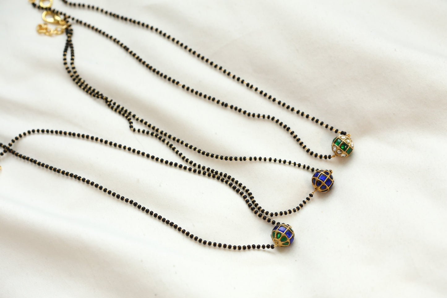 Jadau Ball Black Bead Necklace