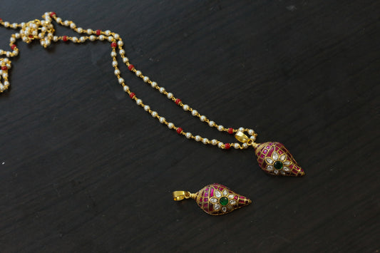 Handmade Jadau Shankh Pendant