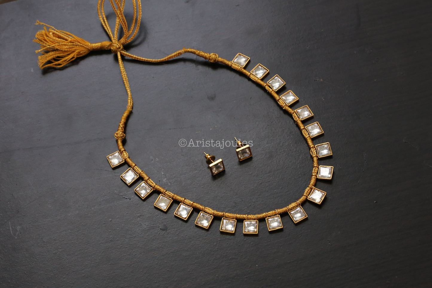 Dainty Faceted Jadau Kundan Polki Necklace Set