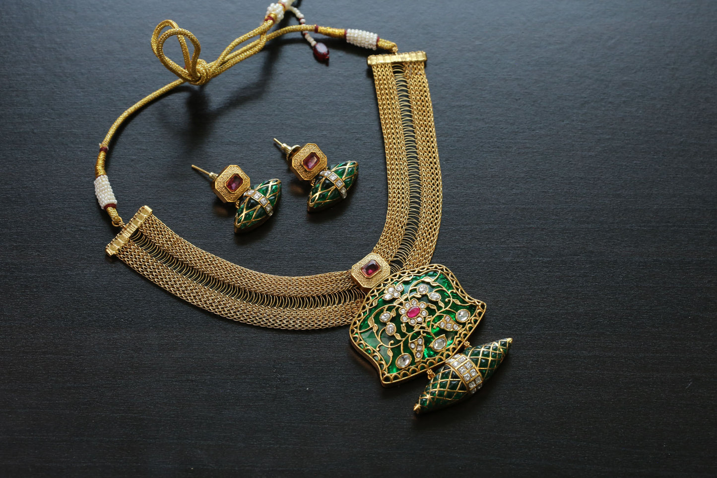 Jadau Tabeej & Inlay Kundan Necklace Set - Green