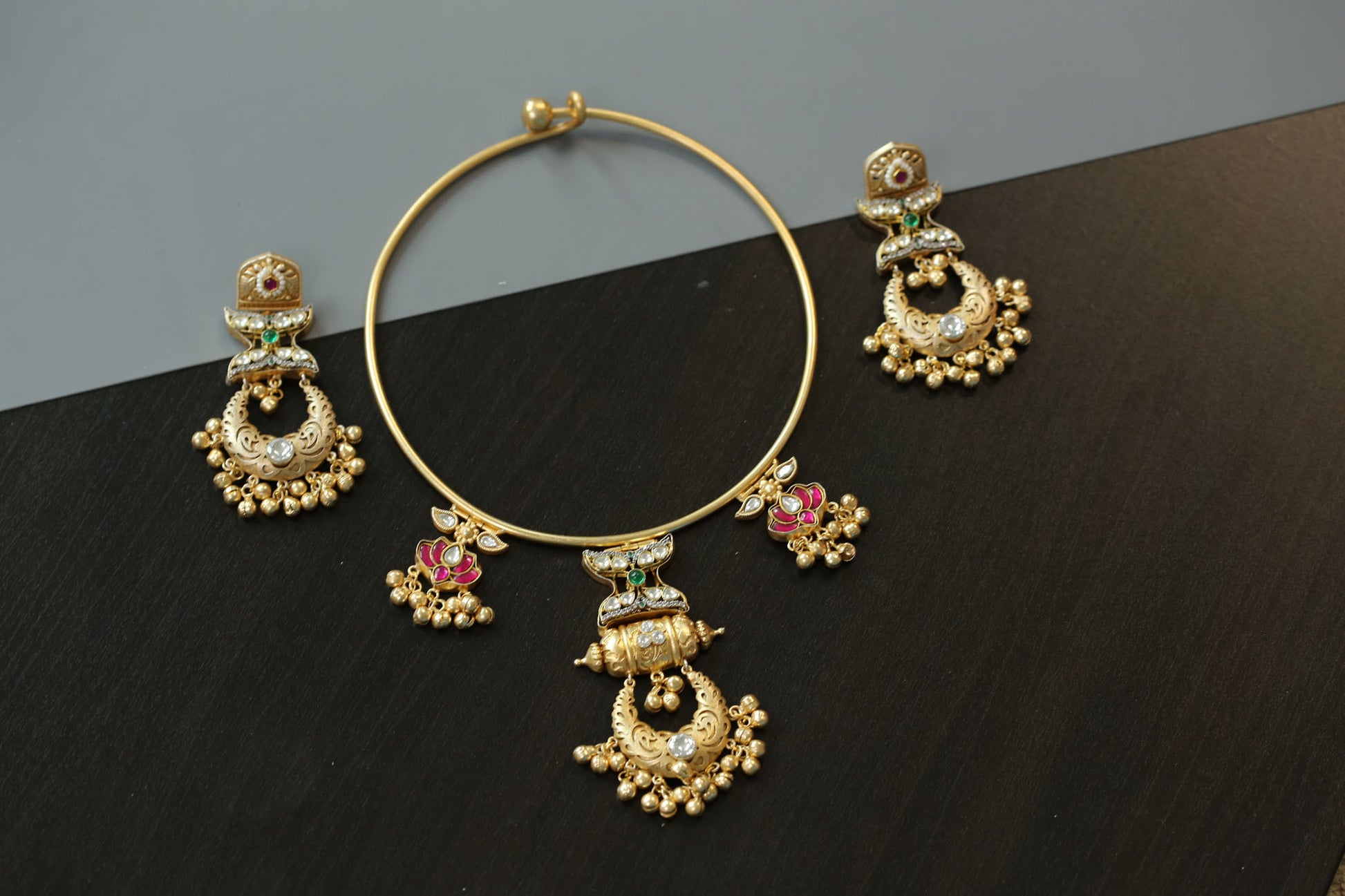 Matt Gold Fusion Kundan Hasli Set - Ruby