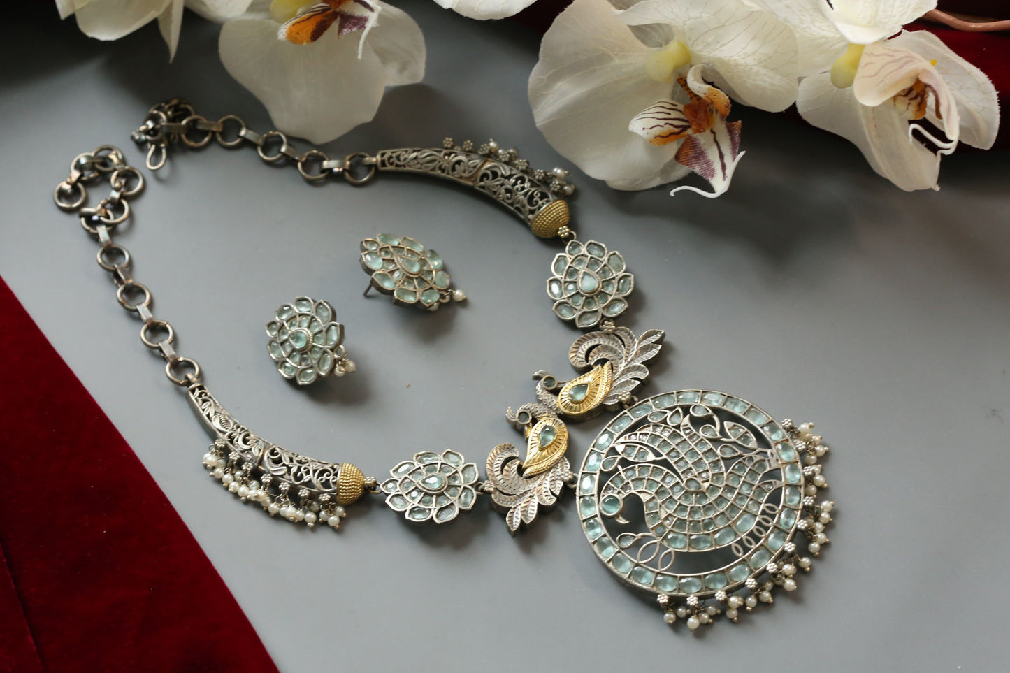Mint Dual Tone Hasli Necklace Set
