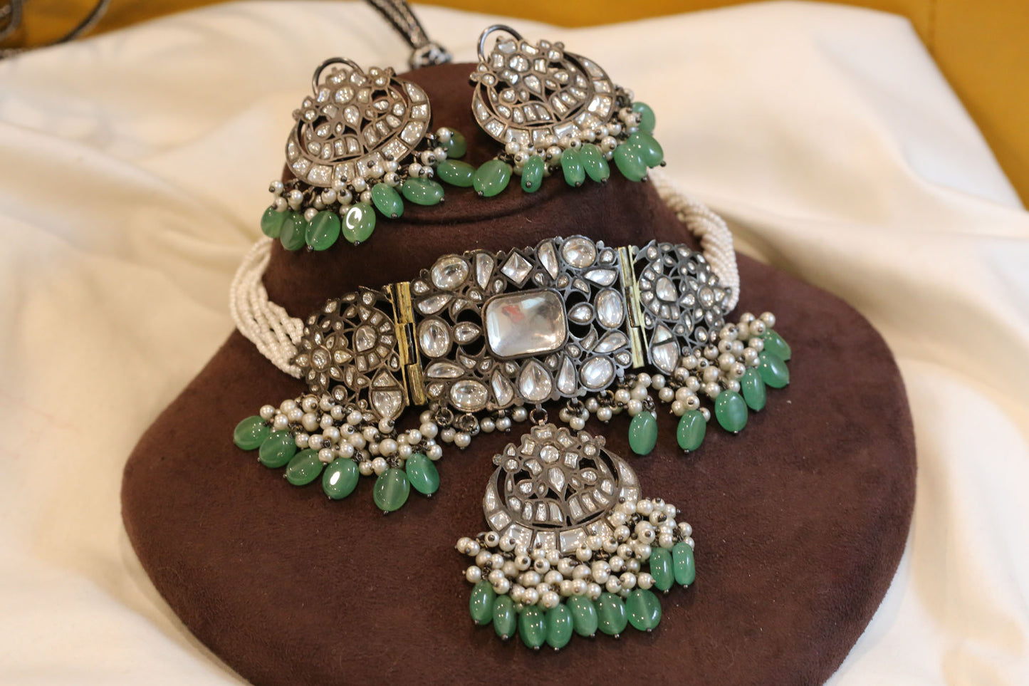 Kashish Victorian Oxidized Faceted Jadau Kundan Choker Set